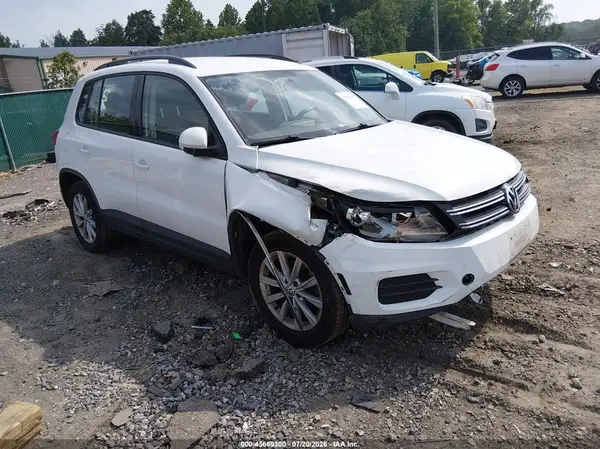 WVGBV7AX4HK050295 2017 VOLKSWAGEN TIGUAN - Image 1