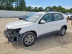 WVGBV7AX4HW511553 2017 VOLKSWAGEN TIGUAN