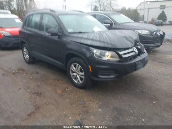 WVGBV7AX5GK000486 2016 VOLKSWAGEN TIGUAN - Image 1