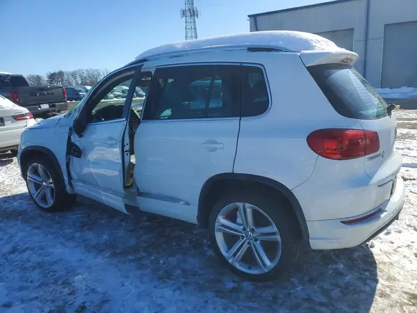 WVGBV7AX5GW014543 2016 VOLKSWAGEN TIGUAN - Image 2