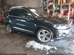 WVGBV7AX5GW018124 2016 VOLKSWAGEN TIGUAN