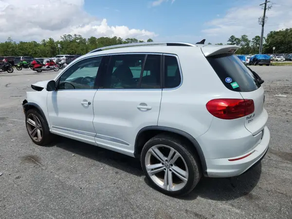 WVGBV7AX5GW021606 2016 VOLKSWAGEN TIGUAN - Image 2