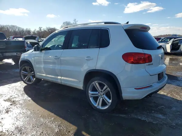 WVGBV7AX5GW023047 2016 VOLKSWAGEN TIGUAN - Image 2