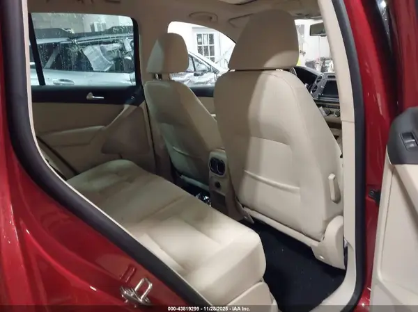 WVGBV7AX5GW052760 2016 VOLKSWAGEN TIGUAN - Image 8