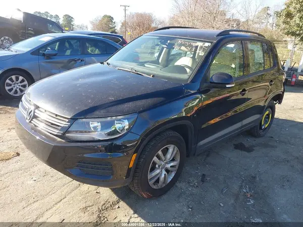 WVGBV7AX5GW514220 2016 VOLKSWAGEN TIGUAN - Image 2