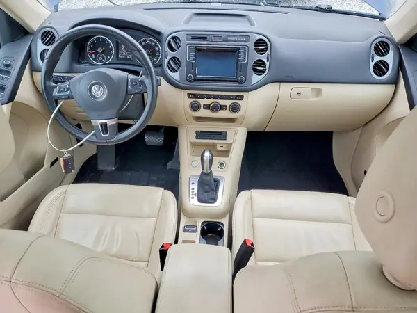 WVGBV7AX5GW520423 2016 VOLKSWAGEN TIGUAN - Image 8