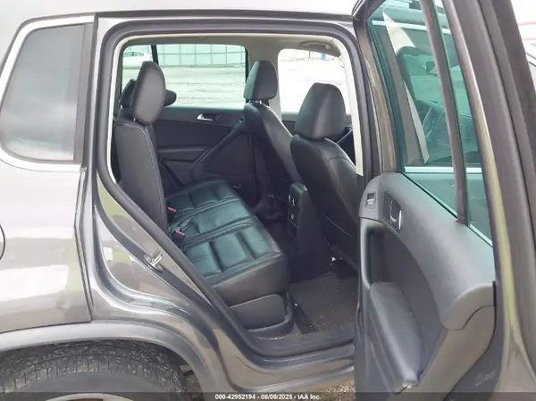 WVGBV7AX5GW524097 2016 VOLKSWAGEN TIGUAN - Image 8