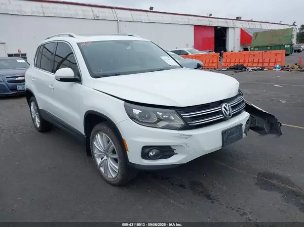 WVGBV7AX5GW527954 2016 VOLKSWAGEN TIGUAN - Image 1