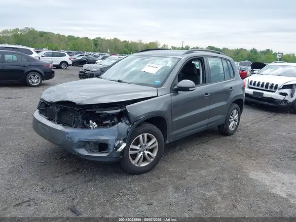 WVGBV7AX5GW549100 2016 VOLKSWAGEN TIGUAN - Image 2