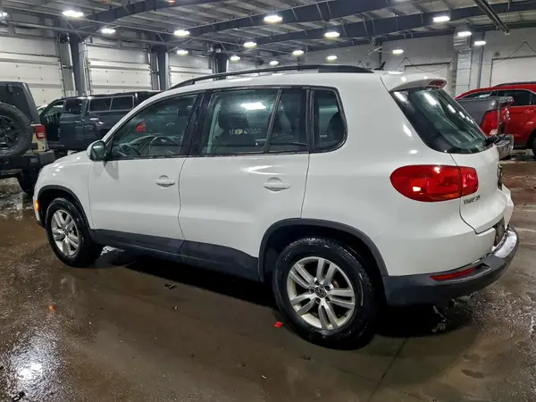 WVGBV7AX5GW559349 2016 VOLKSWAGEN TIGUAN - Image 2