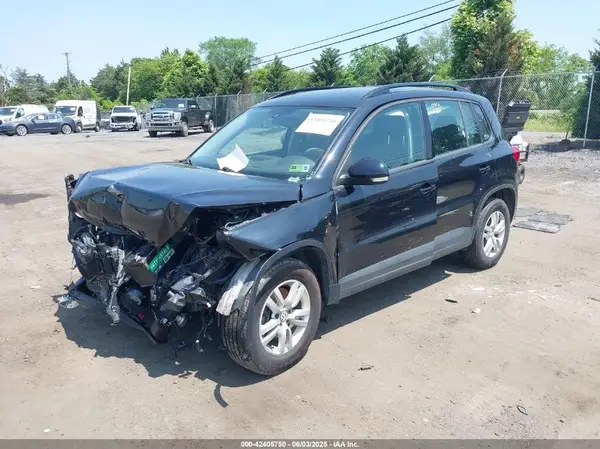 WVGBV7AX5GW571209 2016 VOLKSWAGEN TIGUAN - Image 2