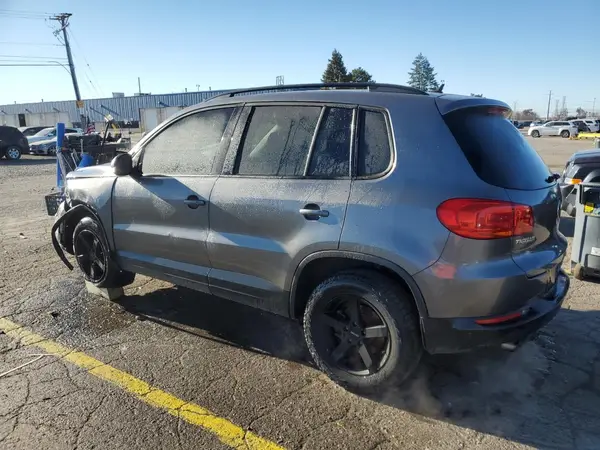 WVGBV7AX5GW576376 2016 VOLKSWAGEN TIGUAN - Image 2