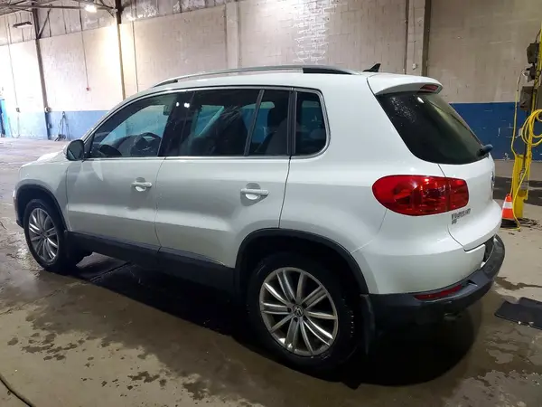 WVGBV7AX5GW576815 2016 VOLKSWAGEN TIGUAN - Image 2