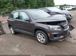 WVGBV7AX5GW578371 2016 VOLKSWAGEN TIGUAN