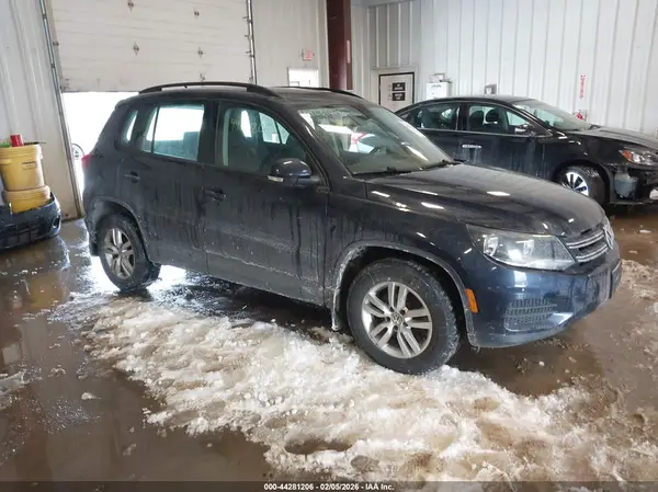 WVGBV7AX5GW579312 2016 VOLKSWAGEN TIGUAN - Image 1