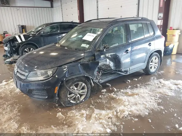 WVGBV7AX5GW579312 2016 VOLKSWAGEN TIGUAN - Image 2