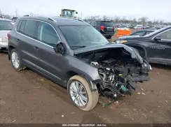 WVGBV7AX5GW581030 2016 VOLKSWAGEN TIGUAN