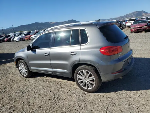 WVGBV7AX5GW581318 2016 VOLKSWAGEN TIGUAN - Image 2