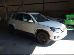 WVGBV7AX5GW584476 2016 VOLKSWAGEN TIGUAN