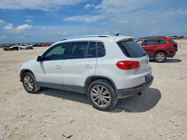 WVGBV7AX5GW592898 2016 VOLKSWAGEN TIGUAN - Image 2