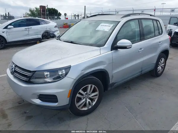 WVGBV7AX5GW601597 2016 VOLKSWAGEN TIGUAN - Image 2