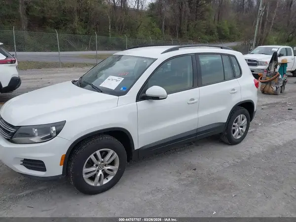 WVGBV7AX5GW602328 2016 VOLKSWAGEN TIGUAN - Image 2