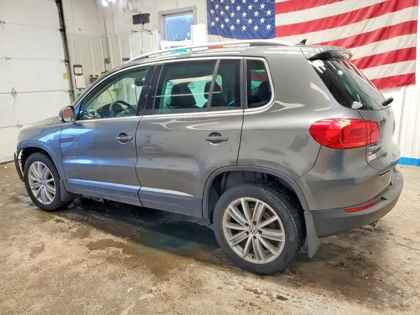 WVGBV7AX5GW616892 2016 VOLKSWAGEN TIGUAN - Image 2