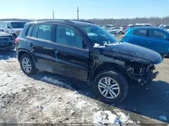 WVGBV7AX5HK001963 2017 VOLKSWAGEN TIGUAN