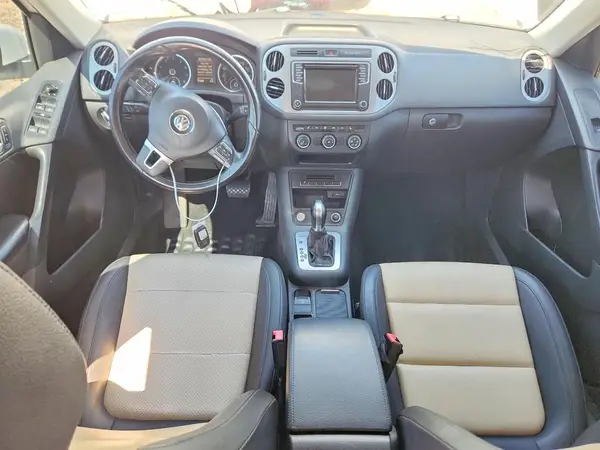 WVGBV7AX5HK006452 2017 VOLKSWAGEN TIGUAN - Image 8