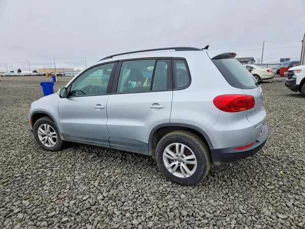 WVGBV7AX5HK017287 2017 VOLKSWAGEN TIGUAN - Image 2