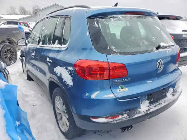 WVGBV7AX5HK046708 2017 VOLKSWAGEN TIGUAN - Image 2