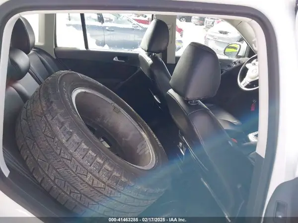 WVGBV7AX5HK049074 2017 VOLKSWAGEN TIGUAN - Image 8