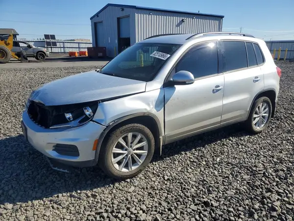 WVGBV7AX5HK052430 2017 VOLKSWAGEN TIGUAN - Image 1