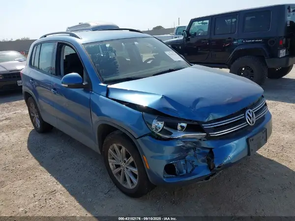 WVGBV7AX5HK053335 2017 VOLKSWAGEN TIGUAN - Image 1