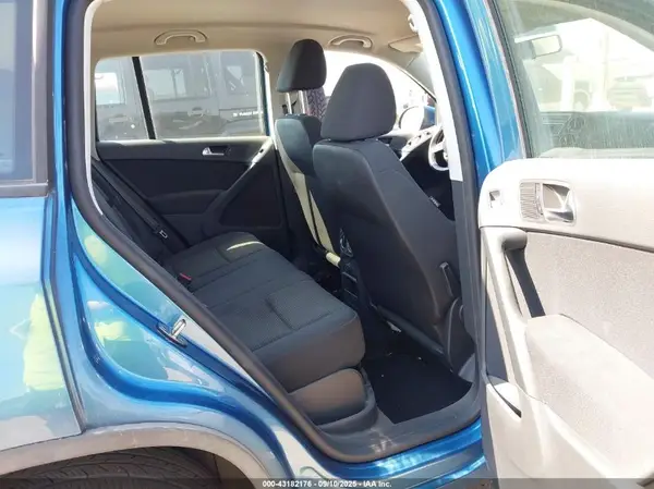 WVGBV7AX5HK053335 2017 VOLKSWAGEN TIGUAN - Image 8