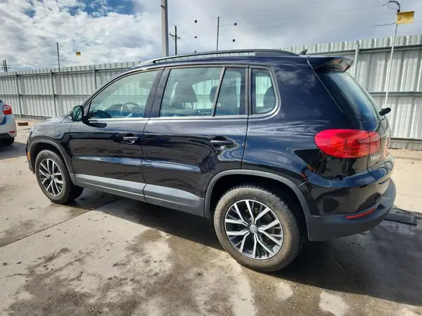WVGBV7AX5HW510041 2017 VOLKSWAGEN TIGUAN - Image 2