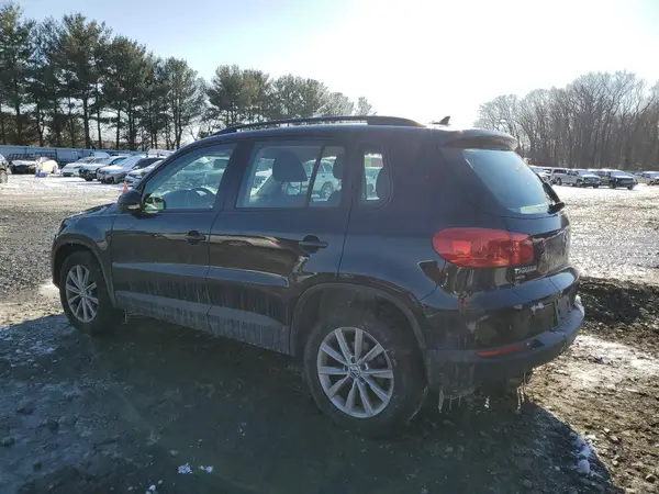 WVGBV7AX5JK002066 2018 VOLKSWAGEN TIGUAN - Image 2