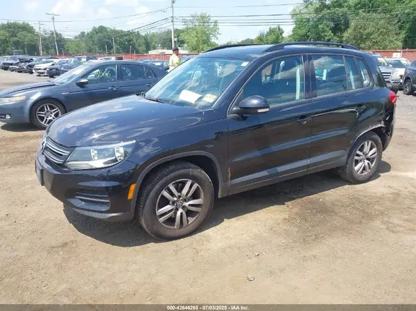 WVGBV7AX6GW012252 2016 VOLKSWAGEN TIGUAN - Image 2