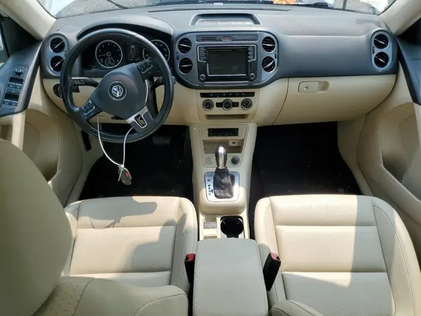 WVGBV7AX6GW032971 2016 VOLKSWAGEN TIGUAN - Image 8