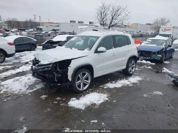 WVGBV7AX6GW049513 2016 VOLKSWAGEN TIGUAN - Image 2