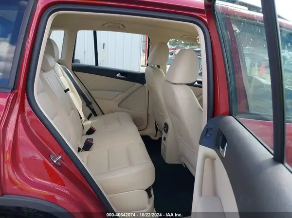 WVGBV7AX6GW080017 2016 VOLKSWAGEN TIGUAN - Image 8