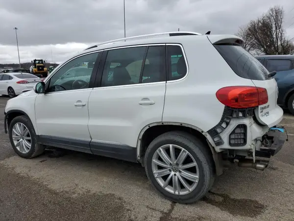 WVGBV7AX6GW504487 2016 VOLKSWAGEN TIGUAN - Image 2