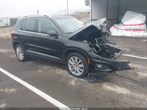 WVGBV7AX6GW510869 2016 VOLKSWAGEN TIGUAN - Image 1