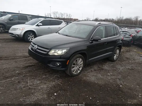 WVGBV7AX6GW547436 2016 VOLKSWAGEN TIGUAN - Image 2