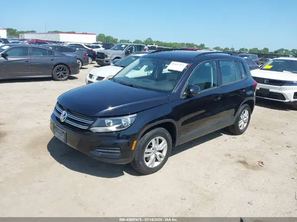 WVGBV7AX6GW582977 2016 VOLKSWAGEN TIGUAN - Image 2