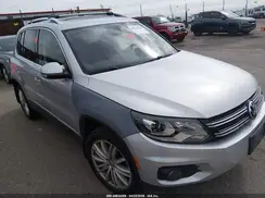 WVGBV7AX6GW586625 2016 VOLKSWAGEN TIGUAN