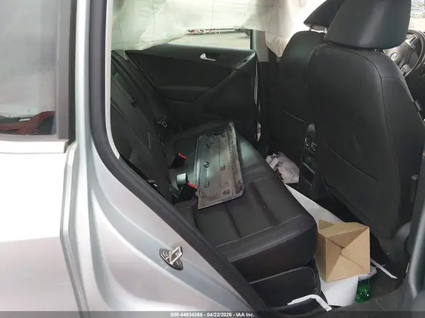 WVGBV7AX6GW586625 2016 VOLKSWAGEN TIGUAN - Image 8