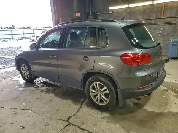 WVGBV7AX6GW588472 2016 VOLKSWAGEN TIGUAN - Image 2