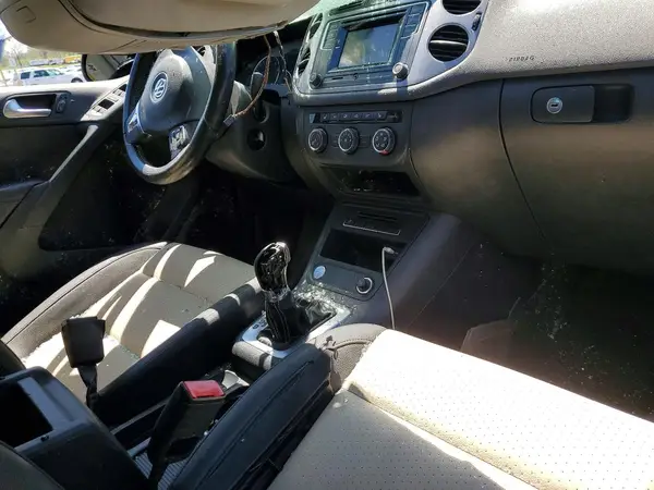 WVGBV7AX6GW592974 2016 VOLKSWAGEN TIGUAN - Image 8