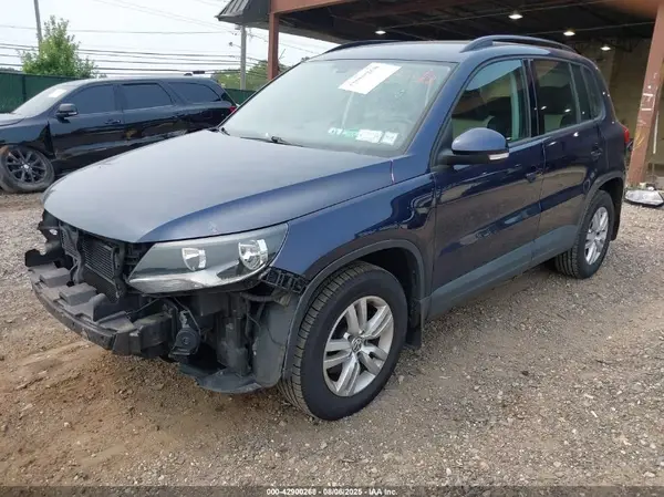 WVGBV7AX6GW593865 2016 VOLKSWAGEN TIGUAN - Image 2